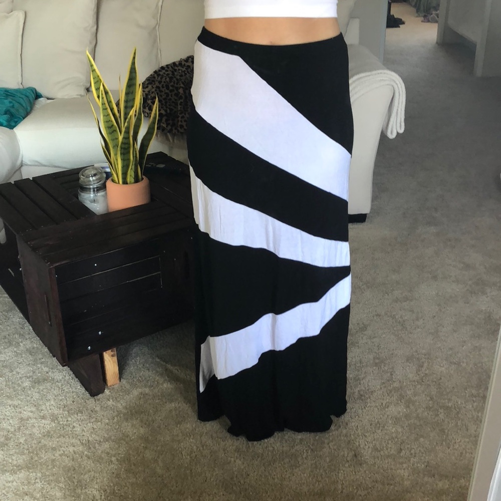 Maxi skirt